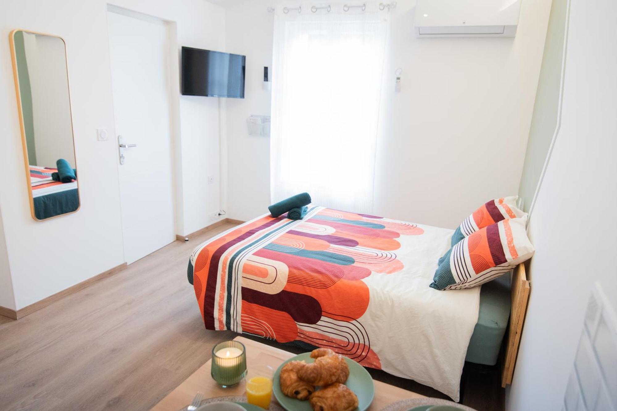 Tout Confort ! Ville, Climatisation, Parking, Wifi, Calme, Tv Carcassonne Exterior foto