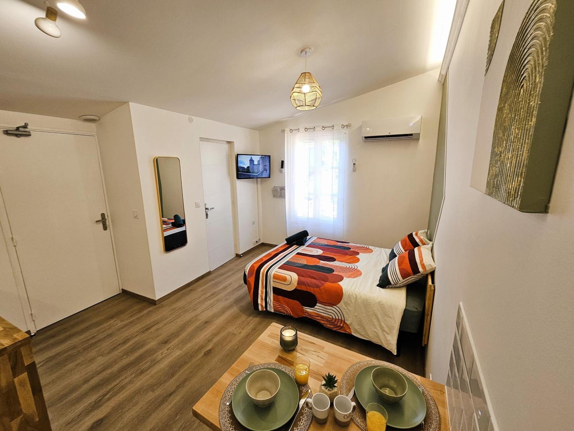 Tout Confort ! Ville, Climatisation, Parking, Wifi, Calme, Tv Carcassonne Exterior foto